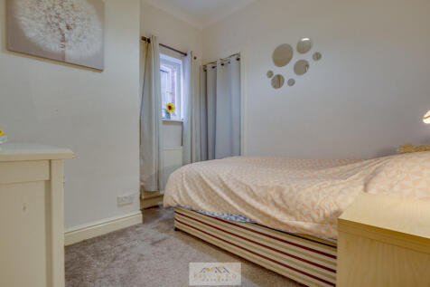 Bedroom 2.1