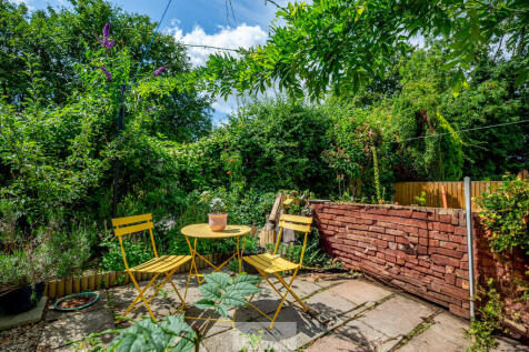 Back garden 1.2