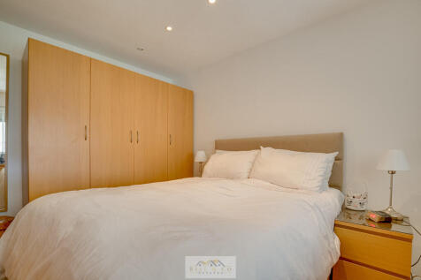 Bedroom 1.1
