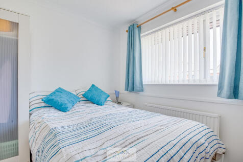 Bedroom 2.2