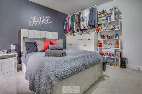 Bedroom 2.1