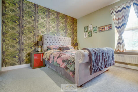 Bedroom 1.2