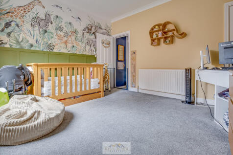 Bedroom 2.1