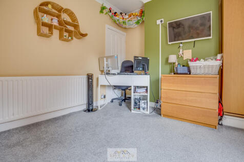 Bedroom 2.2