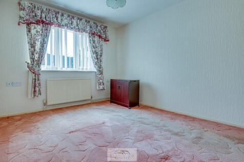 Bedroom 2.3