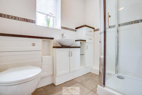 Bathroom 1.1