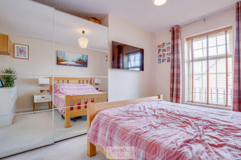 Bedroom 1.2