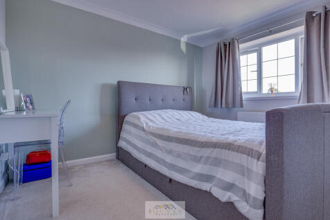 Bedroom 1.1