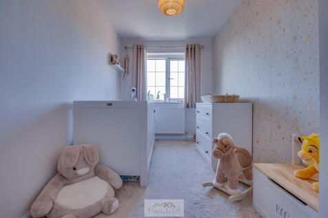 Bedroom 2.1