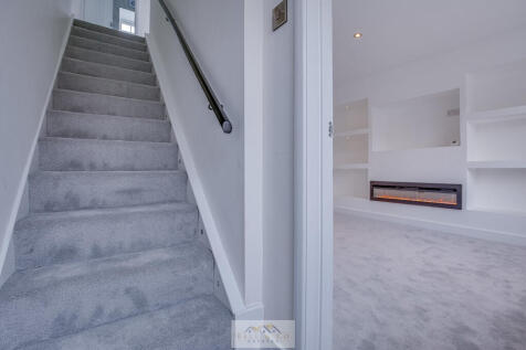 Entrance hall 1.1