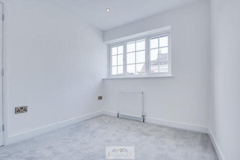 Bedroom 2.2