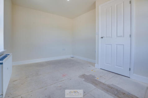 Bedroom 2.3