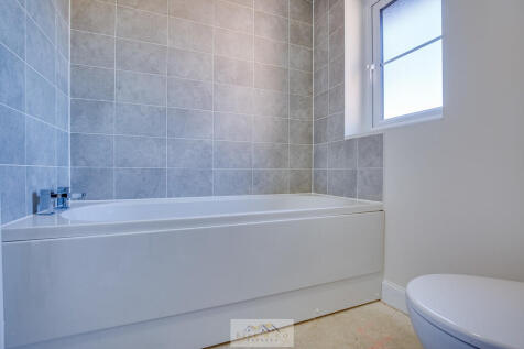 Bathroom 1.1