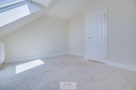 Bedroom 2.2