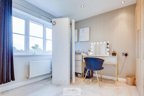 Bedroom 4.1