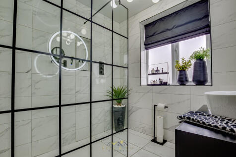 Bathroom 1.1