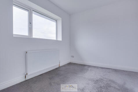 Bedroom 2.1