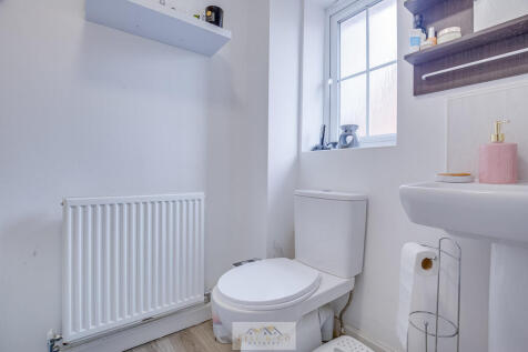 Bathroom 1.1