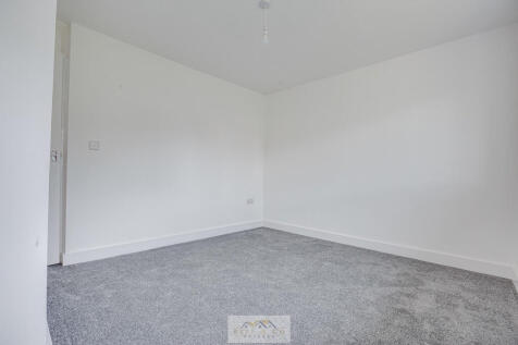 Bedroom 2.1