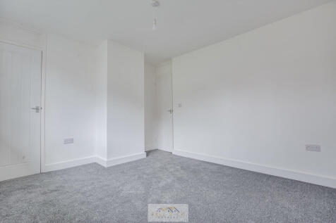 Bedroom 2.2