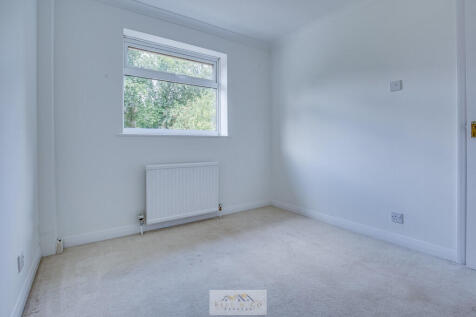 Bedroom 2.2