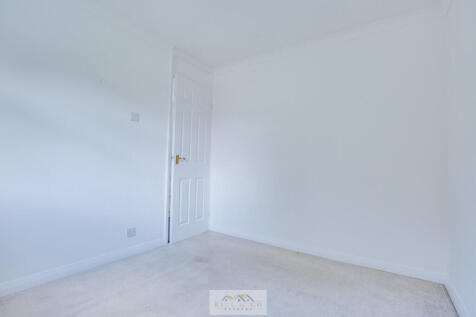 Bedroom 2.3