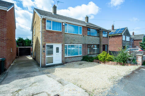 Front of house 1....
