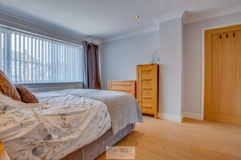 Bedroom 1.2