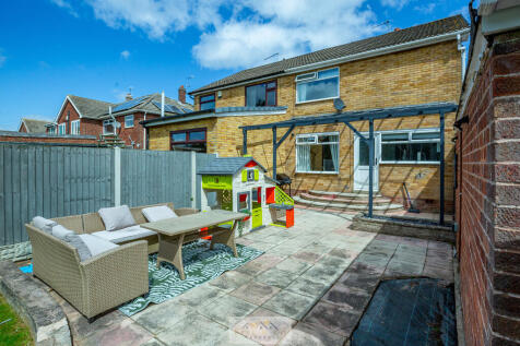 Back garden 1.2