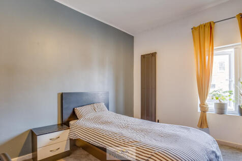 Bedroom 1.2