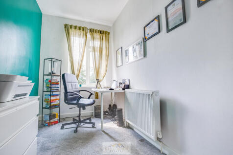 Bedroom 2.2