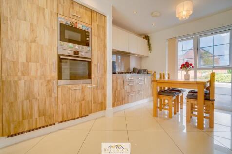 Kitchen Diner  1