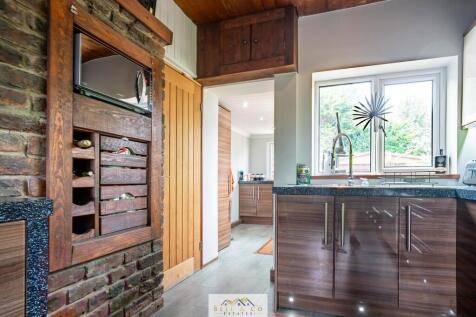 Kitchen Diner  3