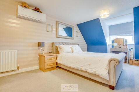 Bedroom 1.1