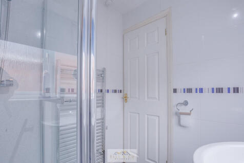 Bathroom 1.2