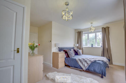 Bedroom 1.2