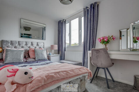 Bedroom 2.1