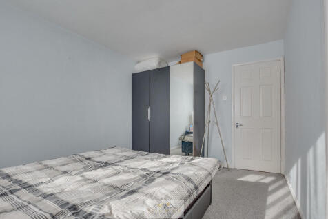 Bedroom 1.2