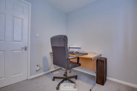Bedroom 2.2