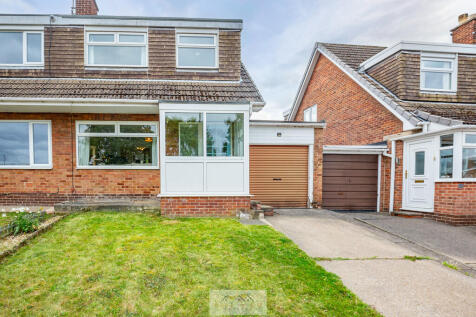 Front of house 1....