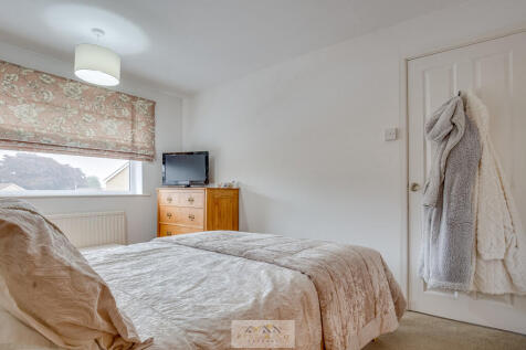 Bedroom 1.2