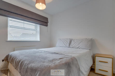 Bedroom 2.1
