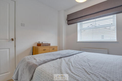 Bedroom 2.2