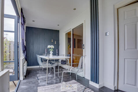 Dining room 1.2