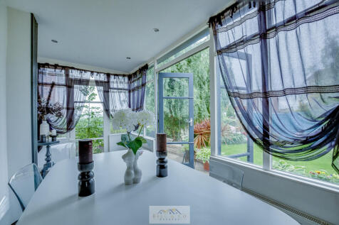 Dining room 1.3