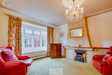 Lounge 12