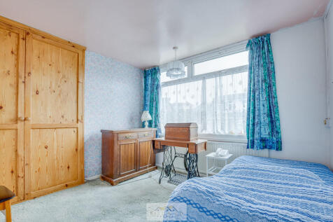Bedroom 2.1
