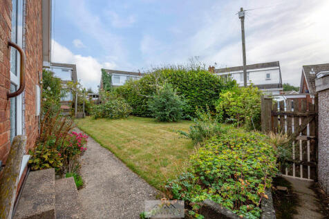 Side garden