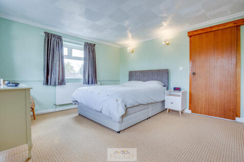 Bedroom 1.2
