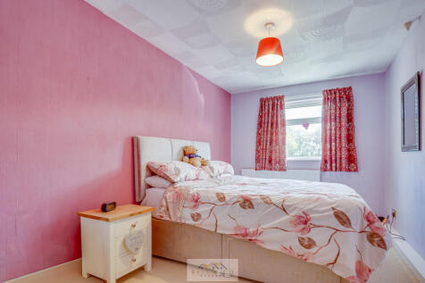 Bedroom 2.2
